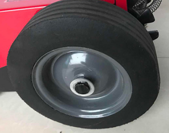 卧式液压欧冠中文官网的轮胎带有减震作用